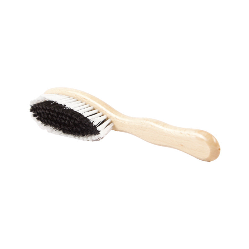 Geist Clothes & Garment Brush